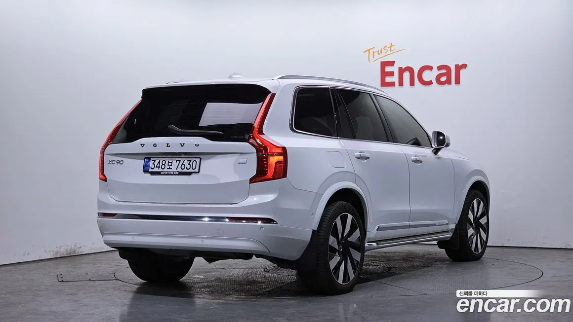 Volvo XC90 — фото 2