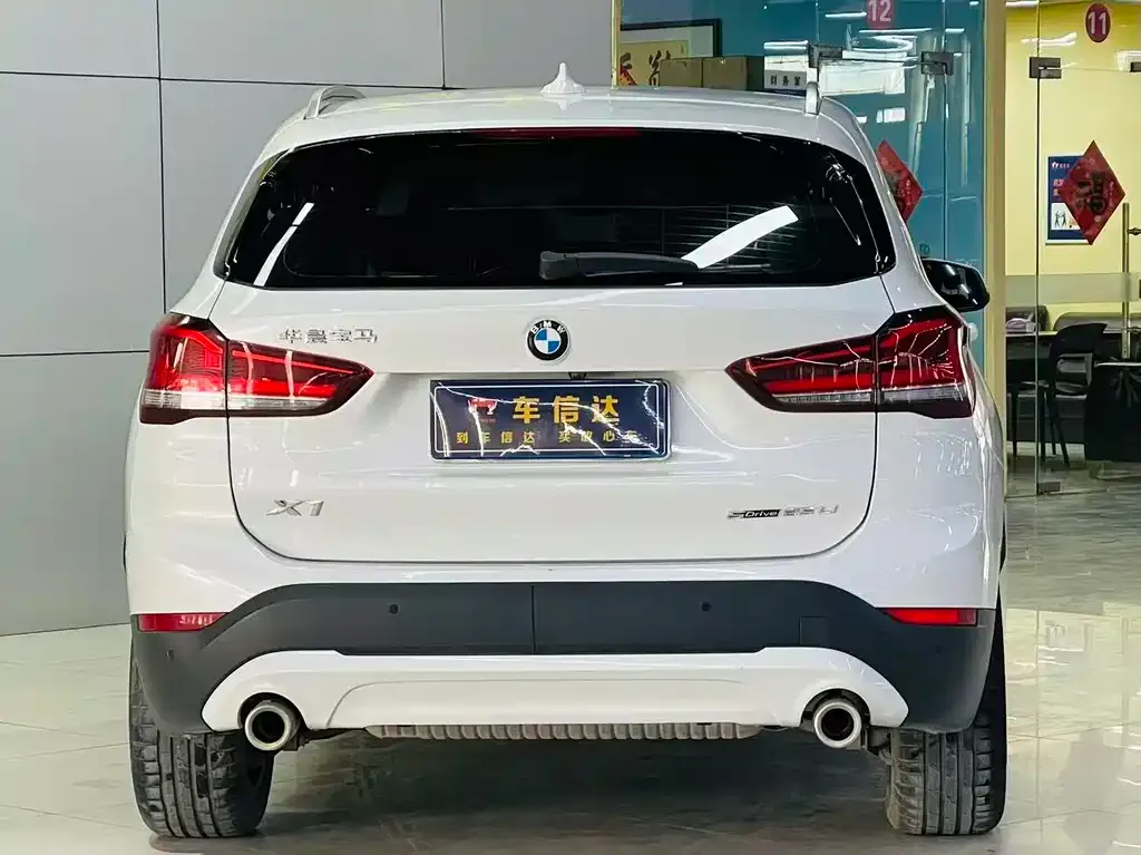 BMW X1 — фото 3