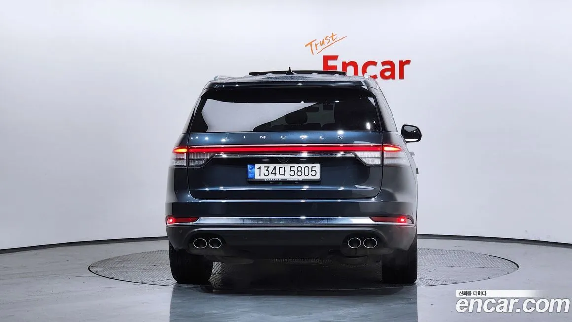 Lincoln Aviator 2023 из KR, фото 2