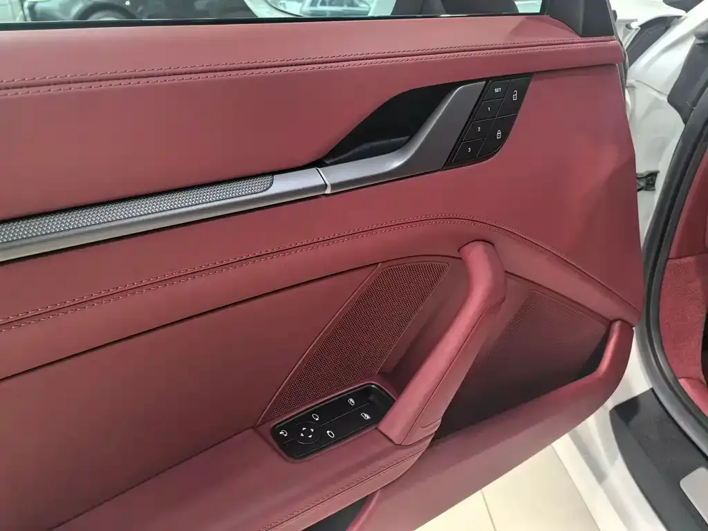 Porsche 911 2023 из CN, фото 8