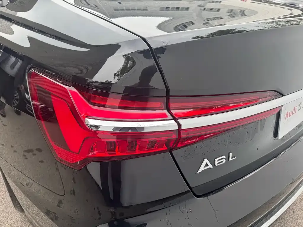 Audi A6L — фото 10