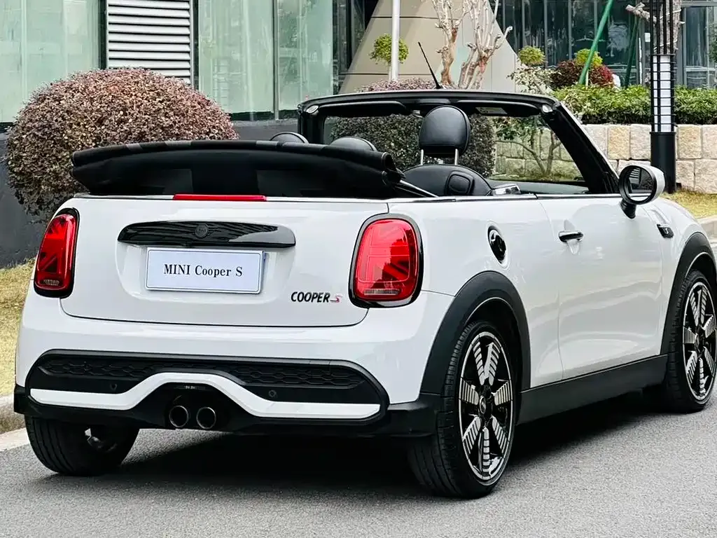 MINI Cooper (3-door) — фото 10