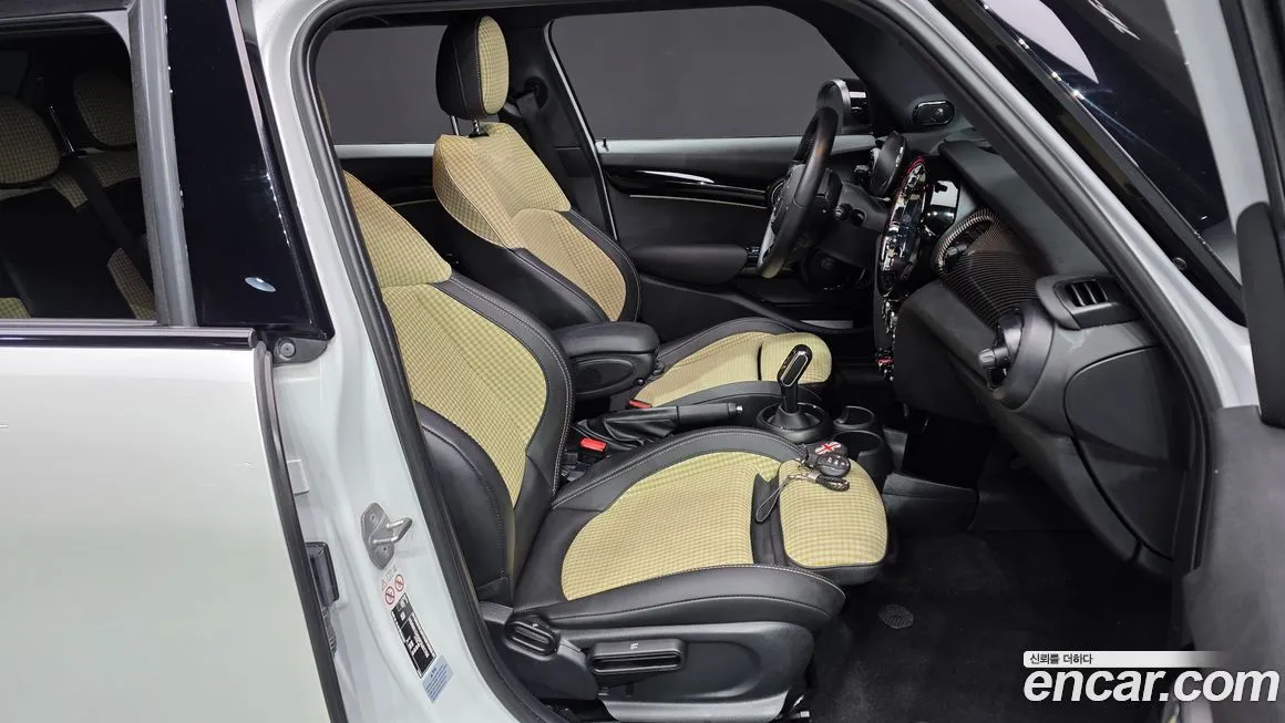 Mini Cooper 2023 из KR, фото 6
