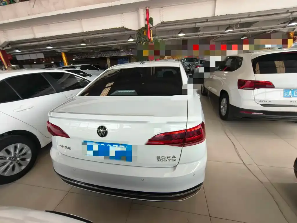 Volkswagen Bora 2024 из CN, фото 10