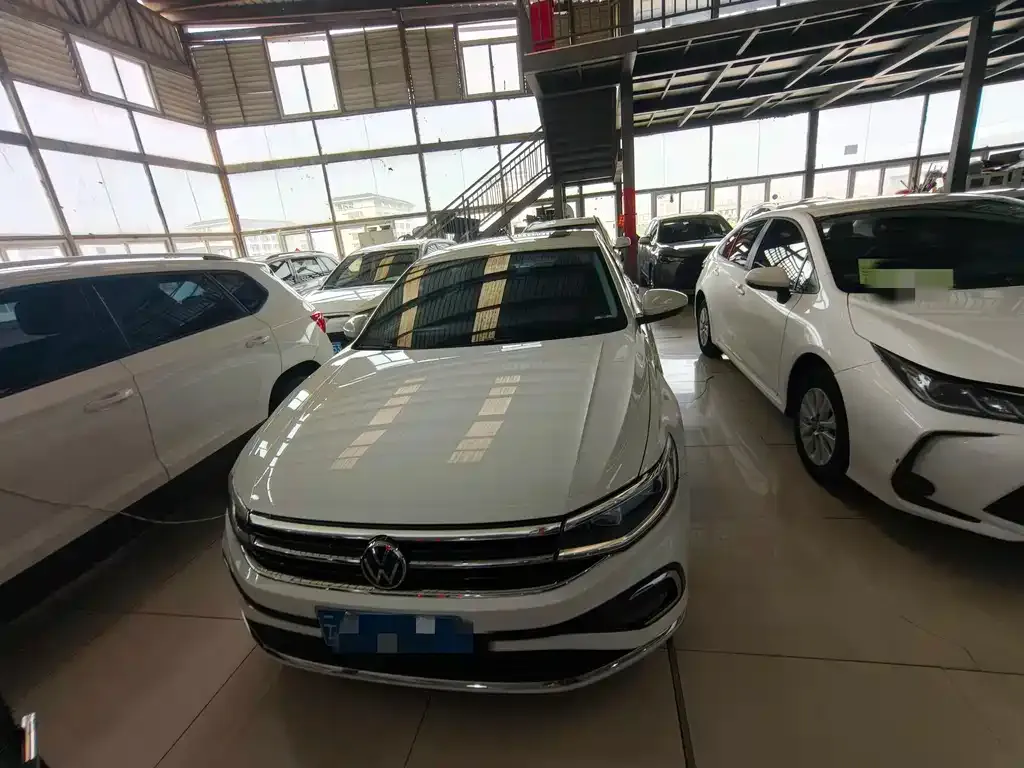 Volkswagen Bora 2024 из CN, фото 5