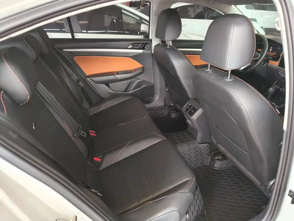 Volkswagen Bora 2024 из CN, фото 2