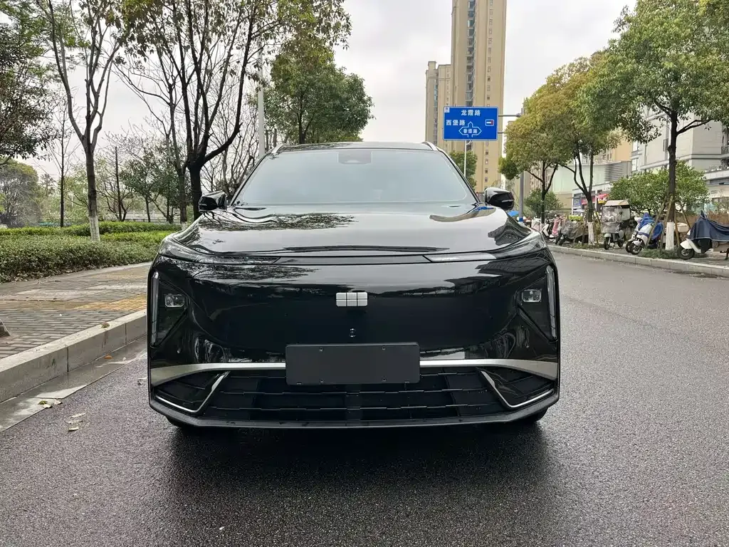 Geely Galaxy L7 — фото 10