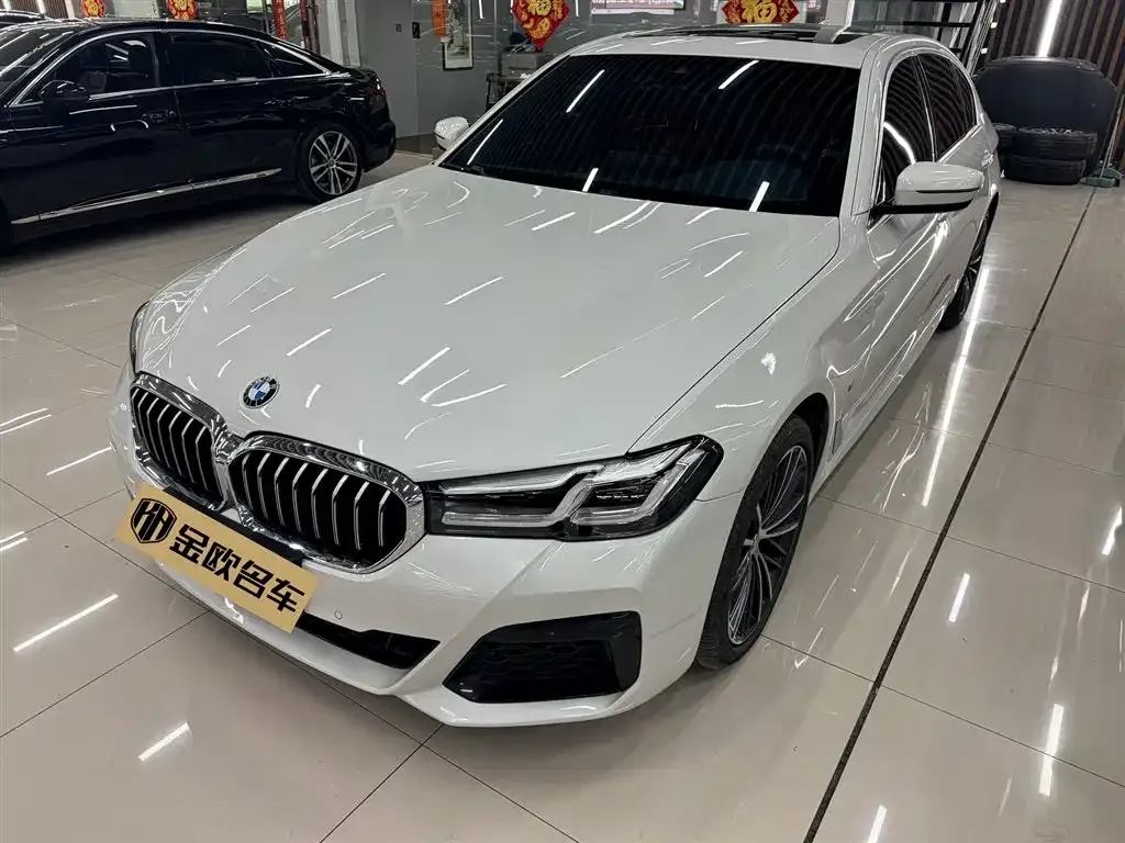 BMW 5 Series — фото 1