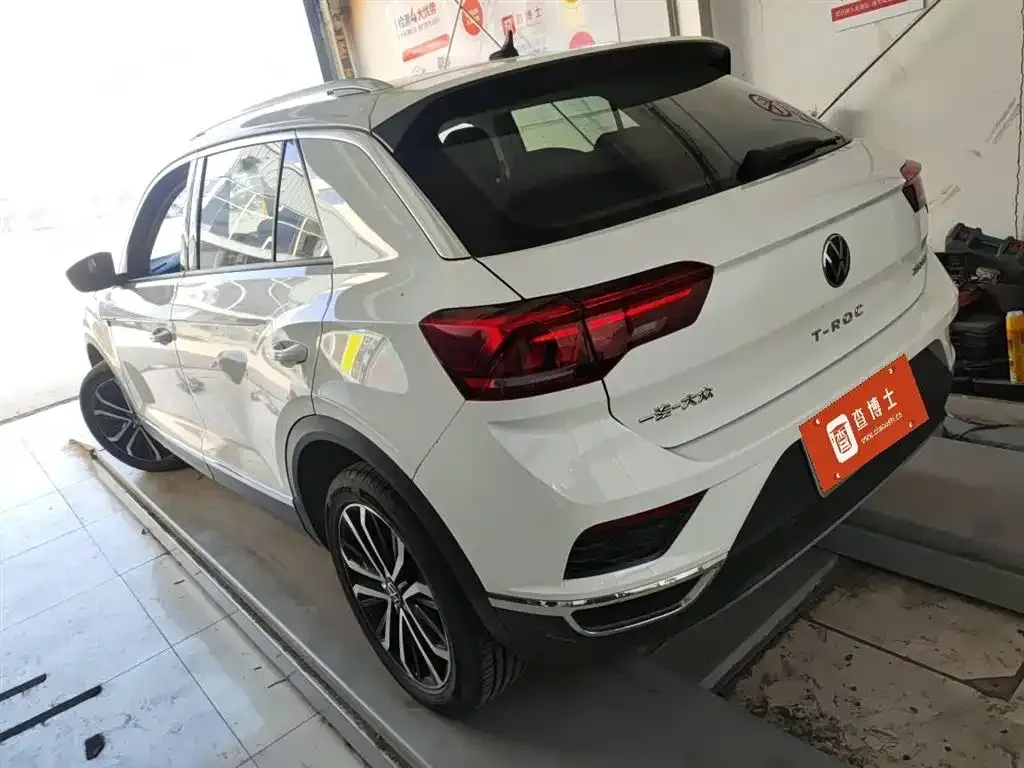 Volkswagen T-Roc 2023 из CN, фото 9