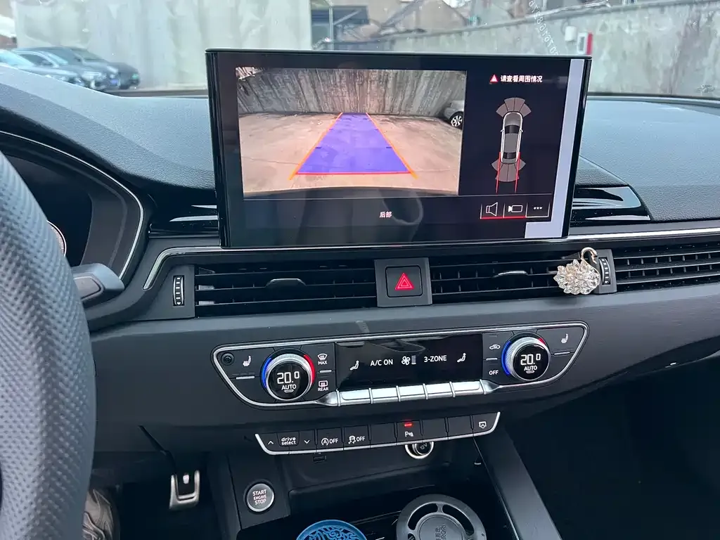 Audi A4L 2024 из CN, фото 6