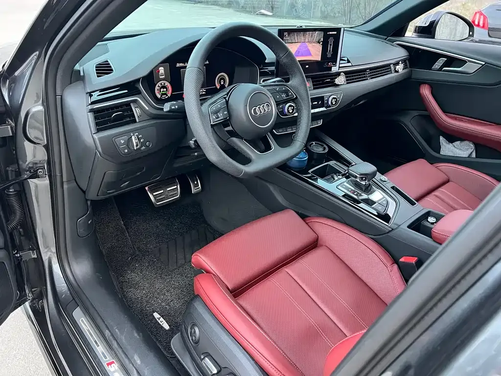 Audi A4L 2024 из CN, фото 5