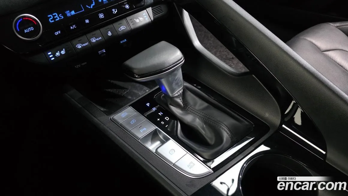 Hyundai AVANTE — фото 9