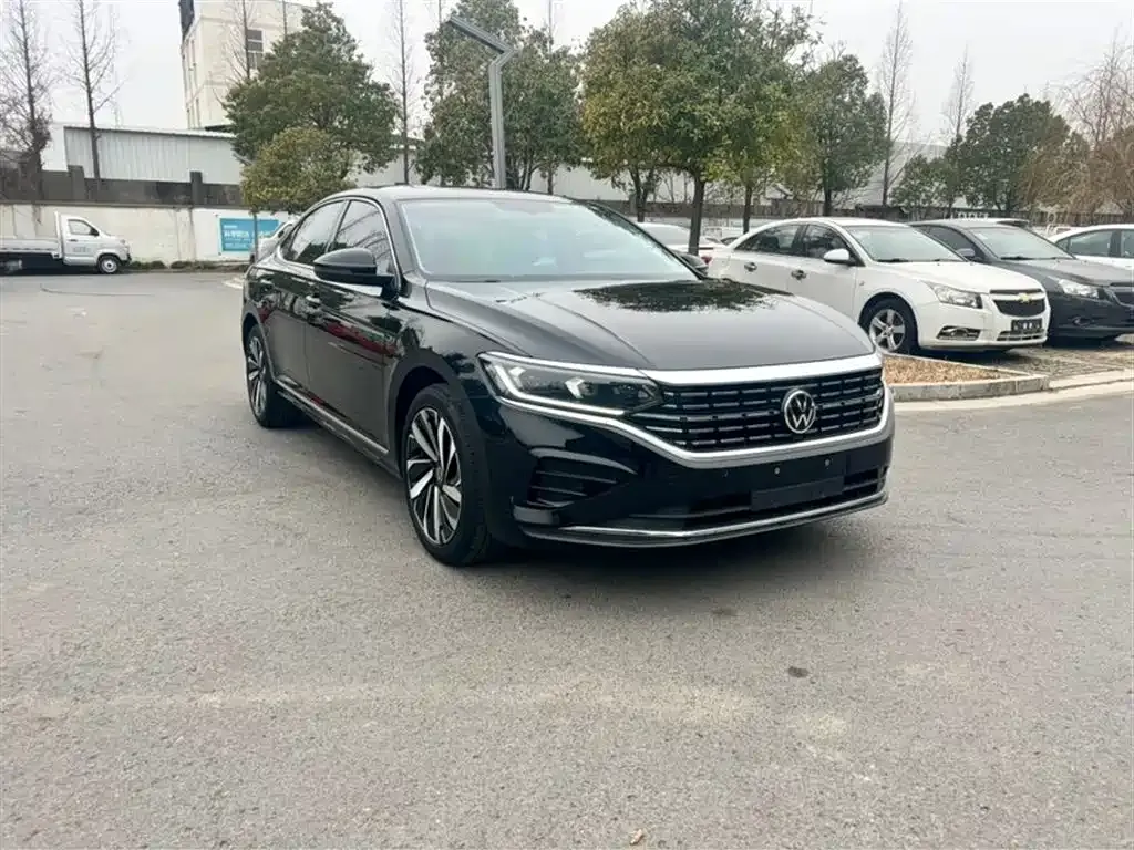 Volkswagen Passat — фото 9