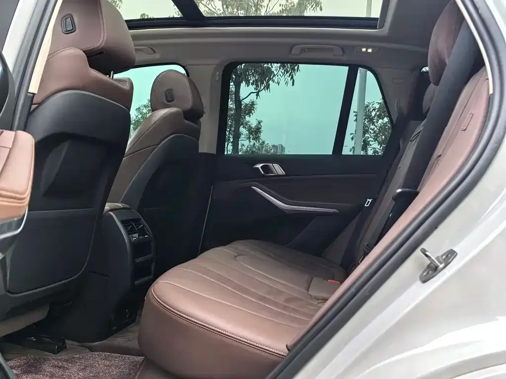 BMW X5 (Import) — фото 8