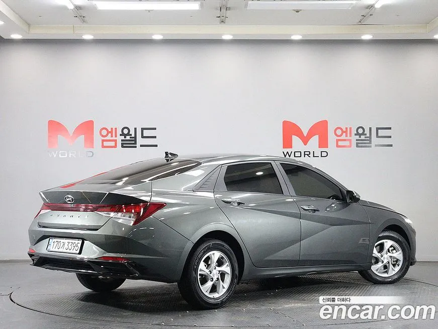 Hyundai AVANTE — фото 3