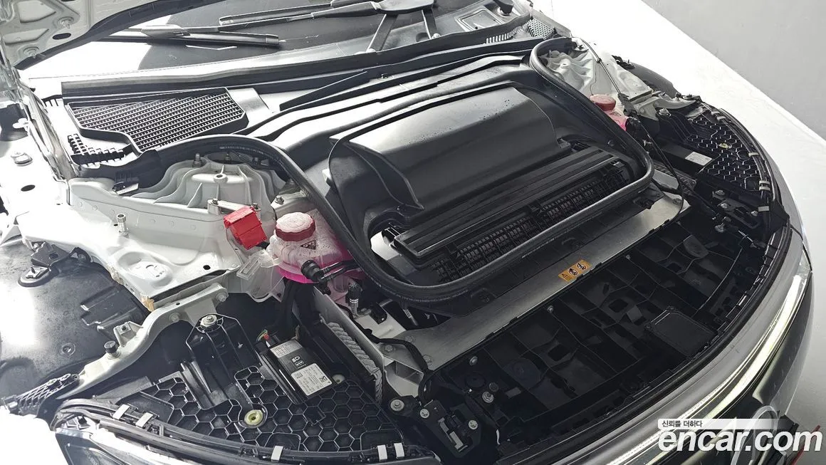 Mercedes-Benz EQS 2023 из KR, фото 3