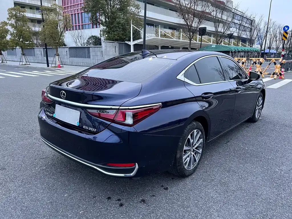 Lexus ES 2023 из CN, фото 10