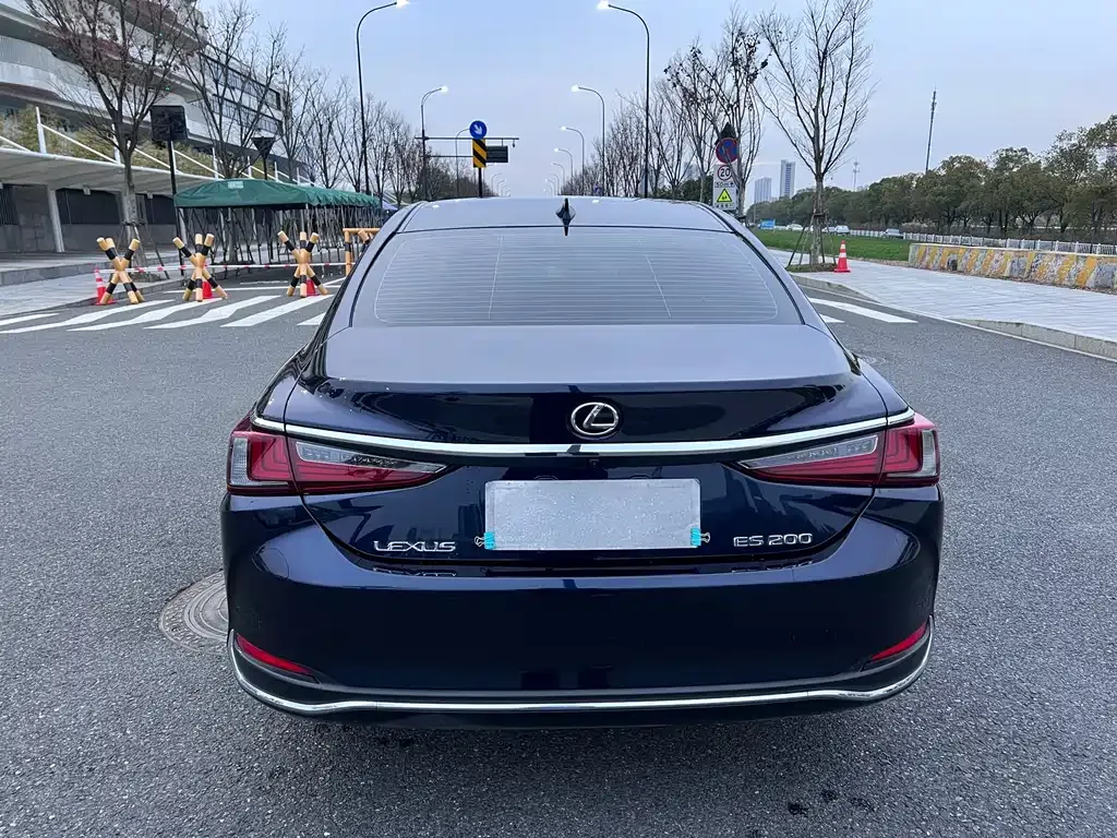 Lexus ES 2023 из CN, фото 5