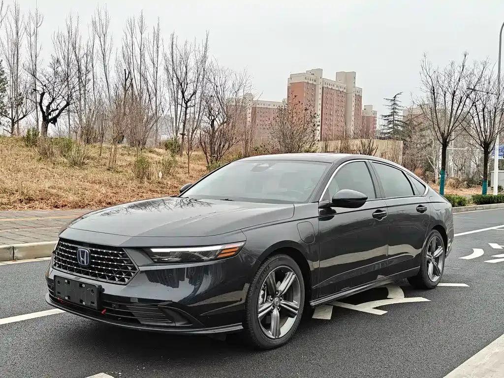 Honda Accord New Energy — фото 1