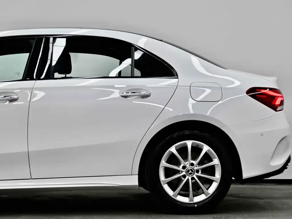 Mercedes-Benz A-Class — фото 4