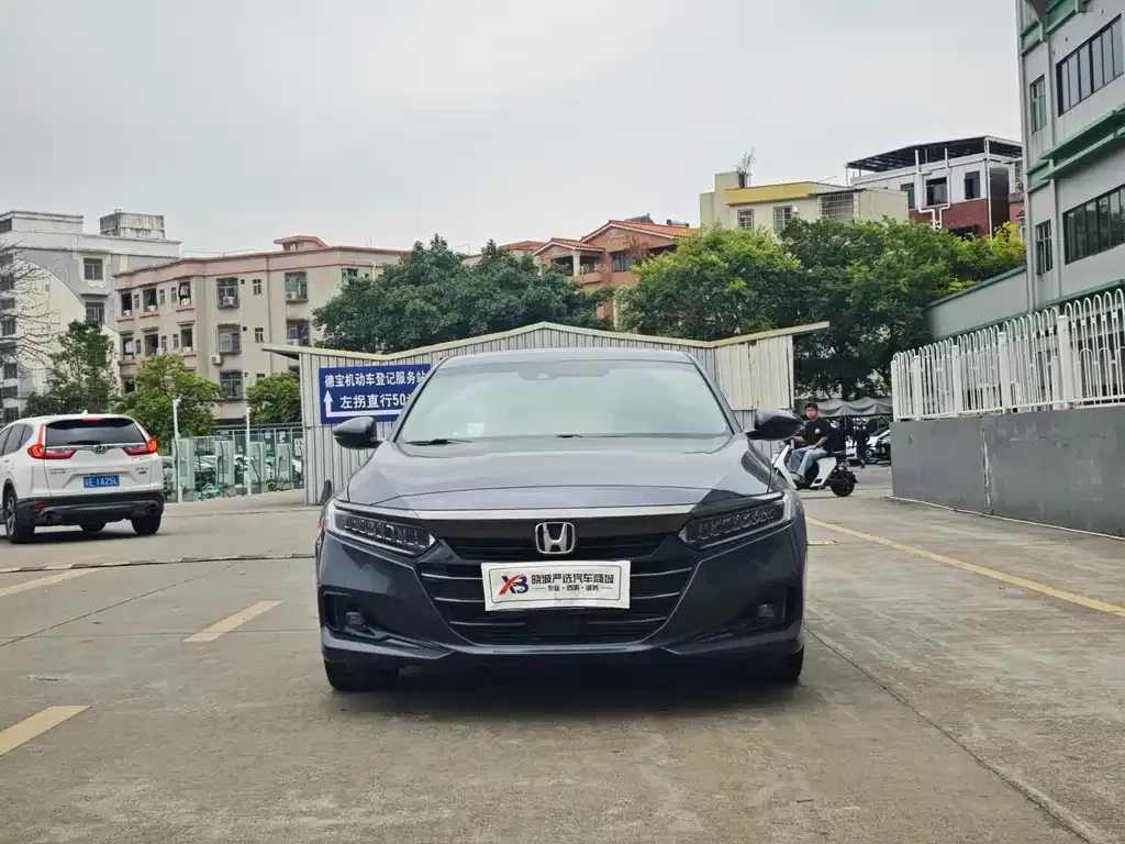 Honda Accord — фото 6