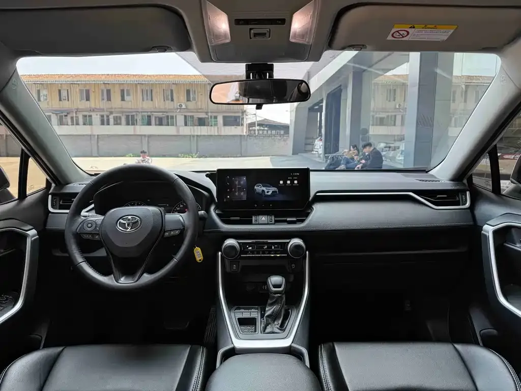 Toyota Wildlander 2024 из CN, фото 7