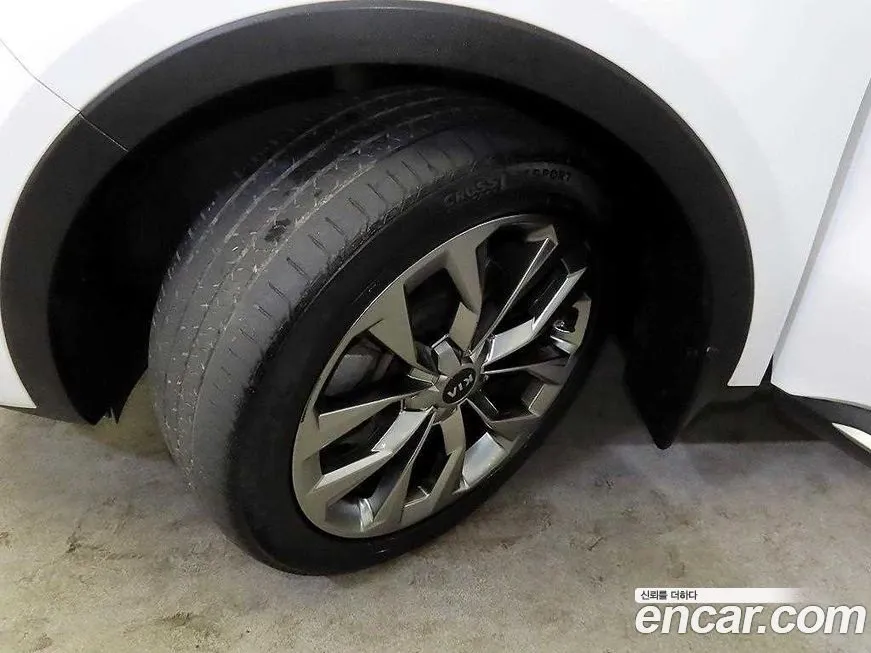 Kia Sorento — фото 8