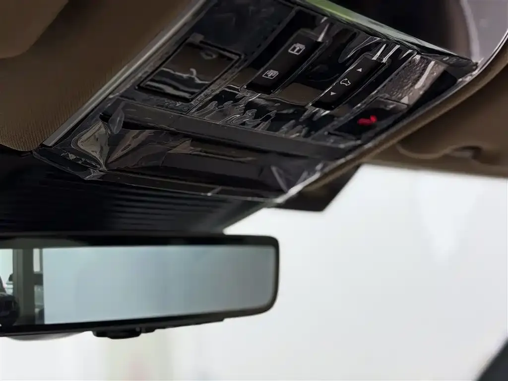 Land Rover Range Rover 2025 из CN, фото 6