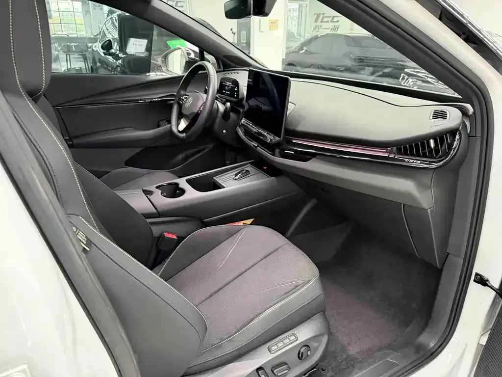 Volkswagen 06 2025 из CN, фото 4