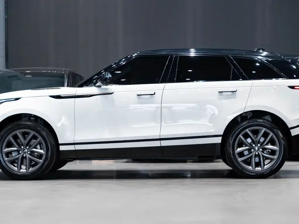 Land Rover Velar — фото 10