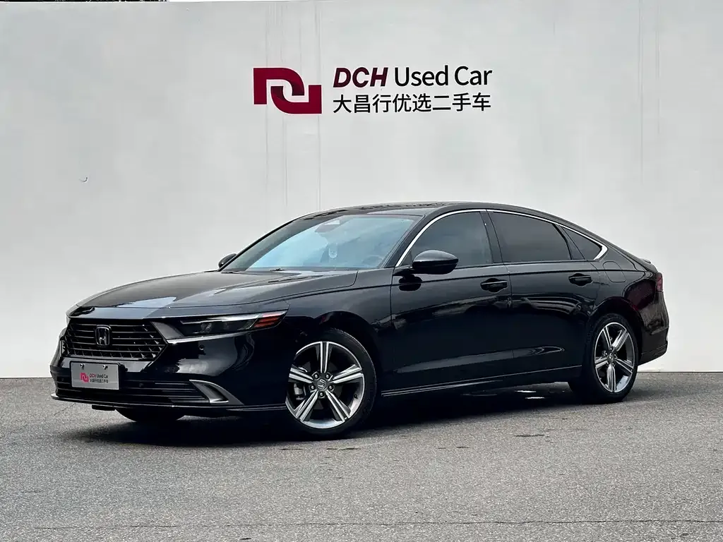 Honda Accord — фото 1