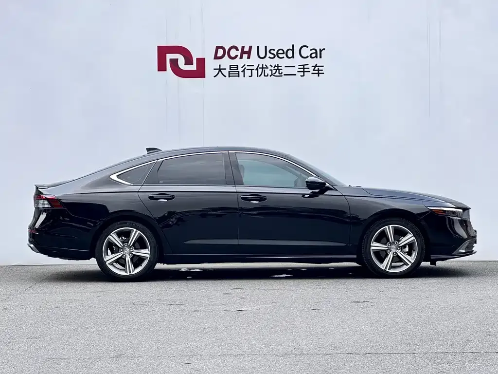 Honda Accord — фото 9