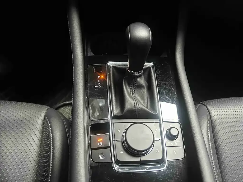 Mazda 3 Axela 2024 из CN, фото 10