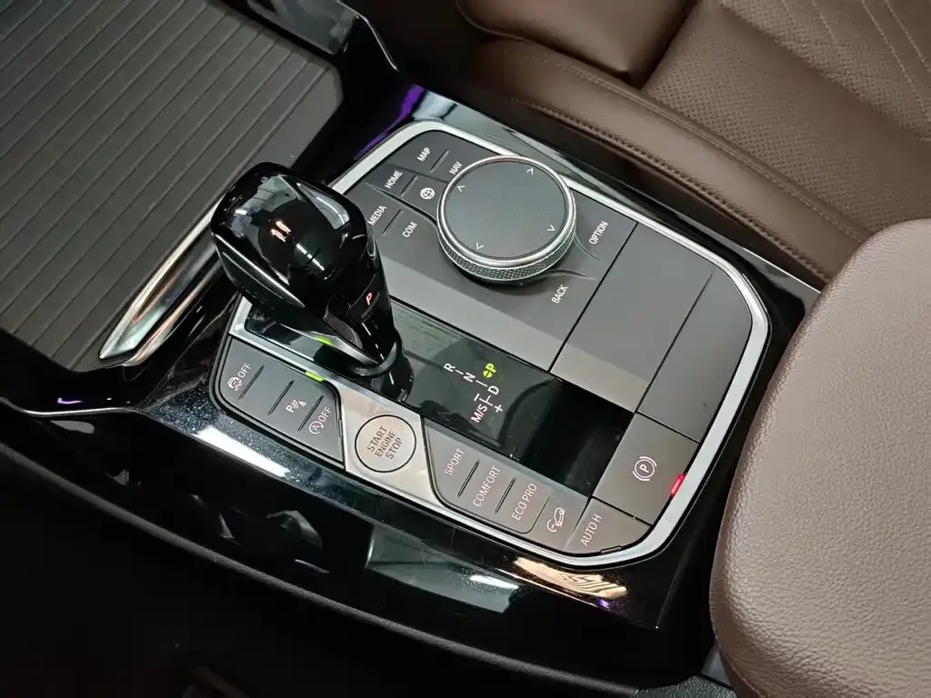 BMW X3 2024 из CN, фото 6