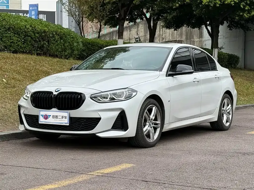 BMW 1 Series — фото 1