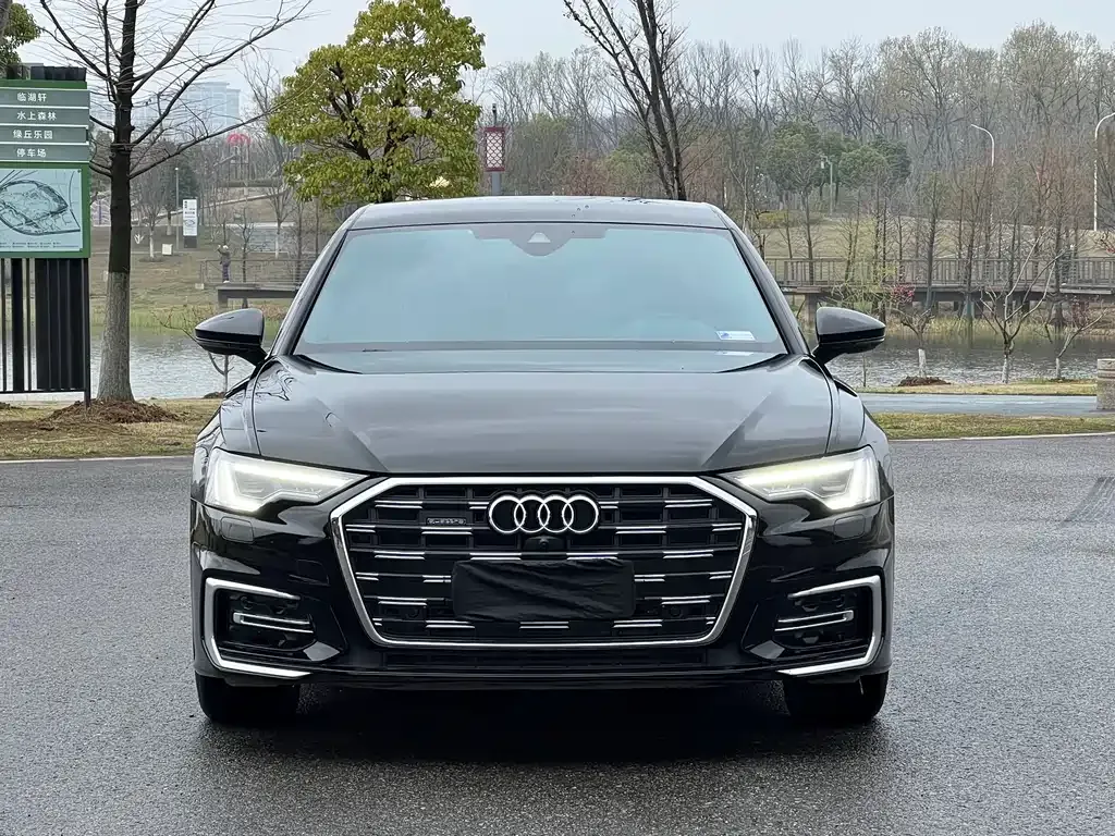 Audi A6L — фото 10
