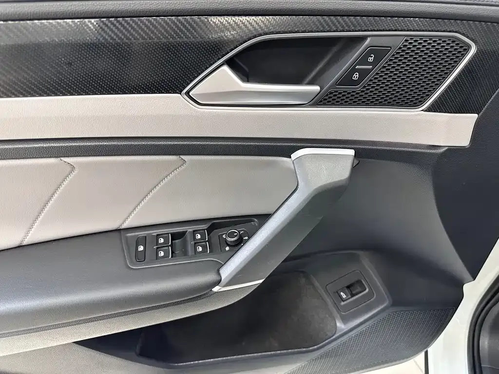 Volkswagen Tayron 2022 из CN, фото 6