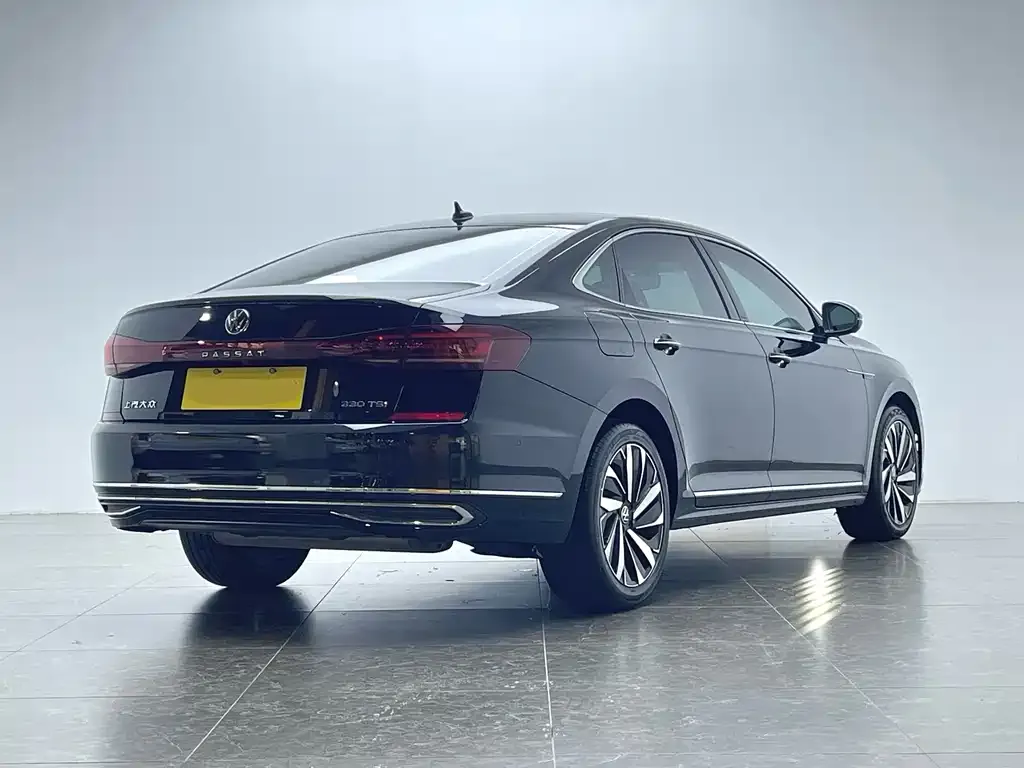 Volkswagen Passat — фото 5