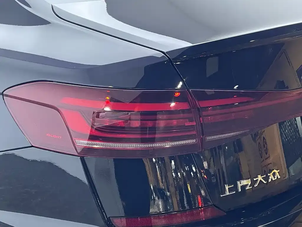 Volkswagen Passat — фото 7