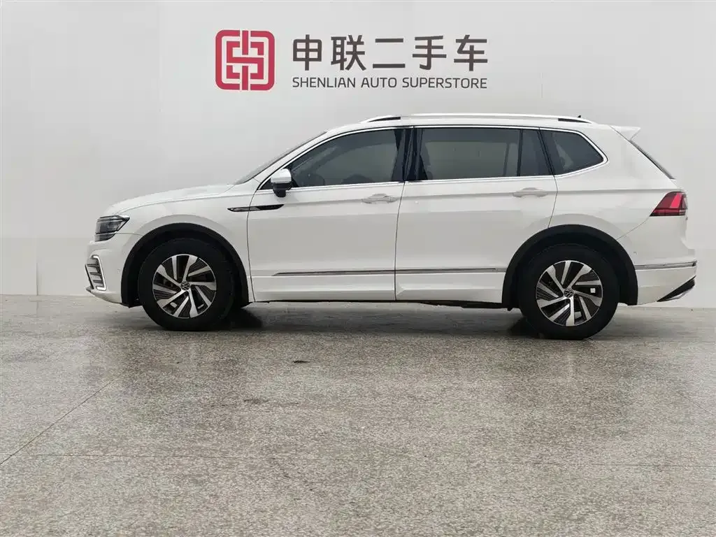 Volkswagen Tiguan L New Energy — фото 4