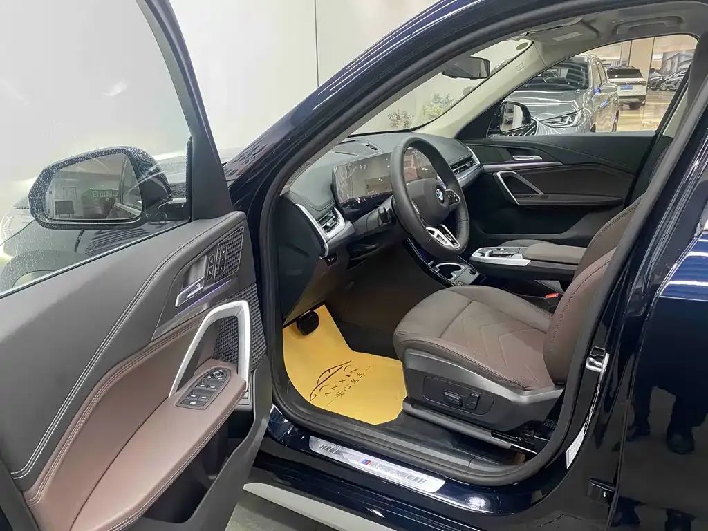 BMW X1 2025 из CN, фото 10