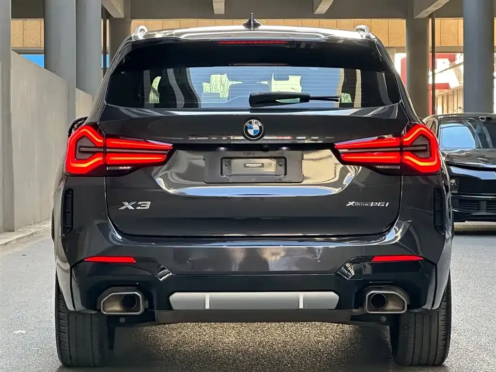 BMW X3 — фото 10