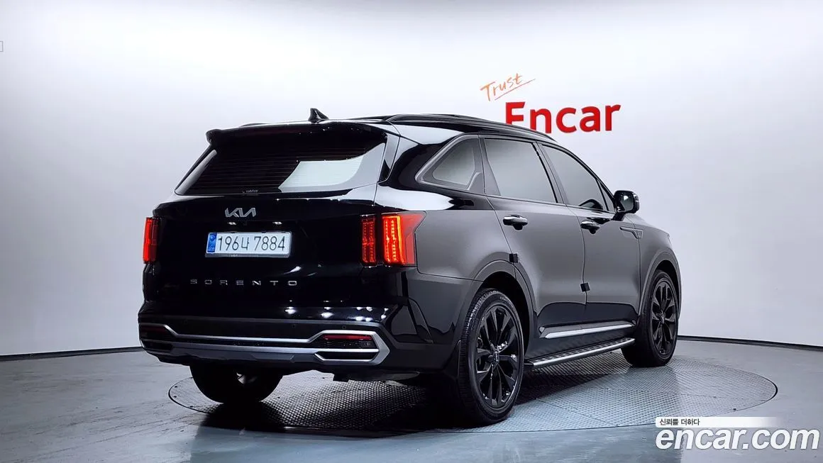 Kia Sorento — фото 5
