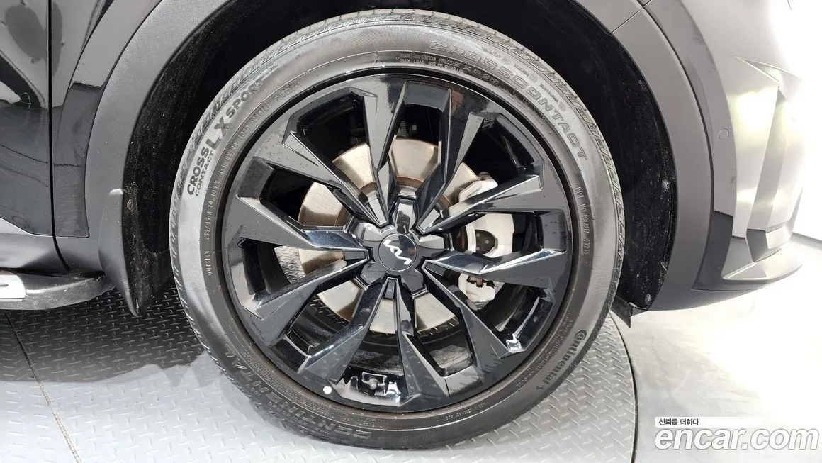 Kia Sorento — фото 9