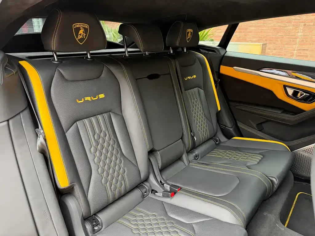 Lamborghini Urus 2023 из CN, фото 10