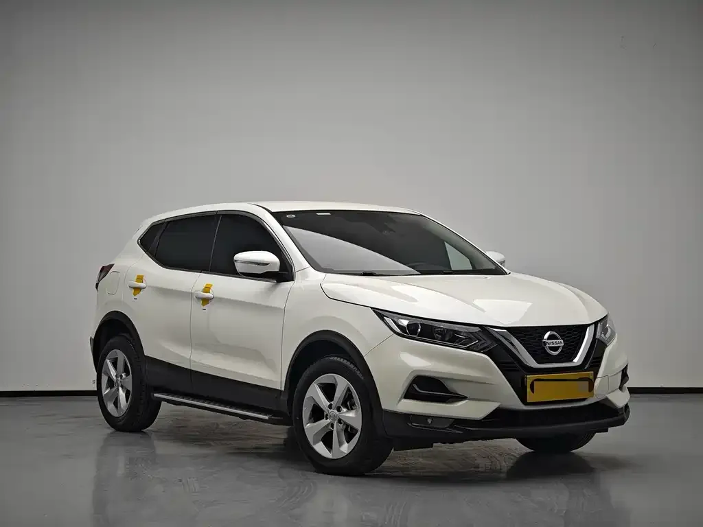 Nissan Qashqai 2022 из CN, фото 2