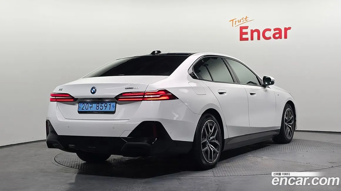 BMW i5 2024 из KR, фото 5