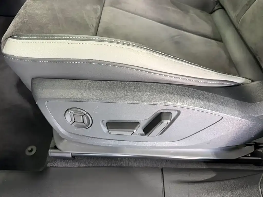 Audi Q3 2022 из CN, фото 5