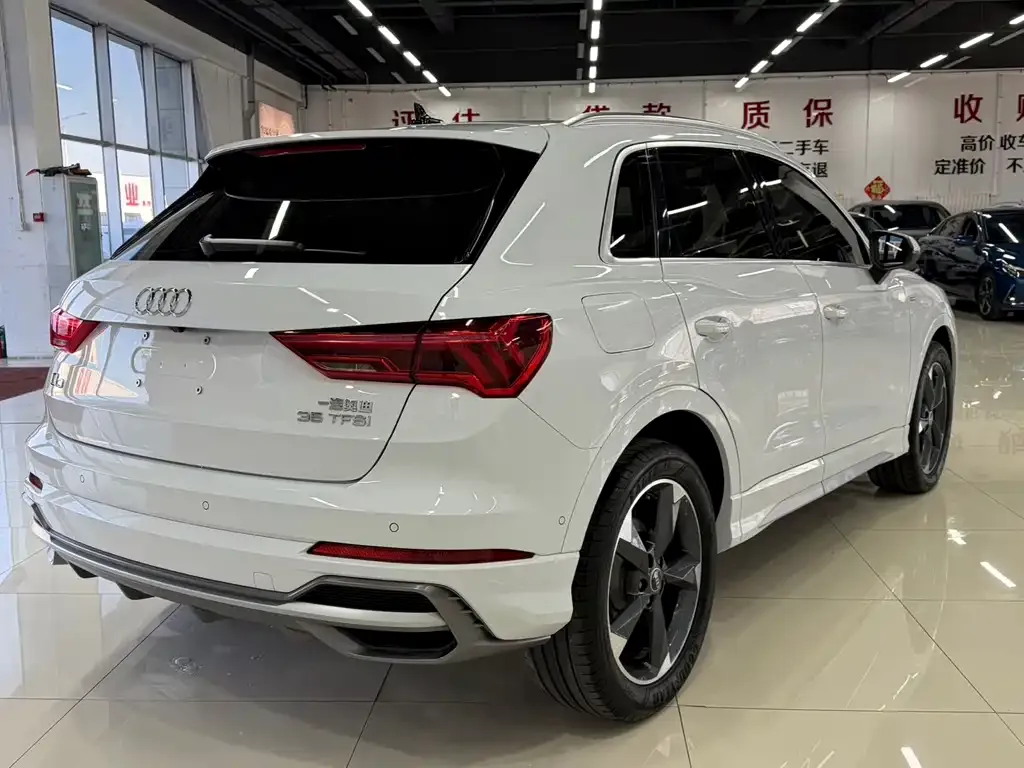 Audi Q3 2022 из CN, фото 4