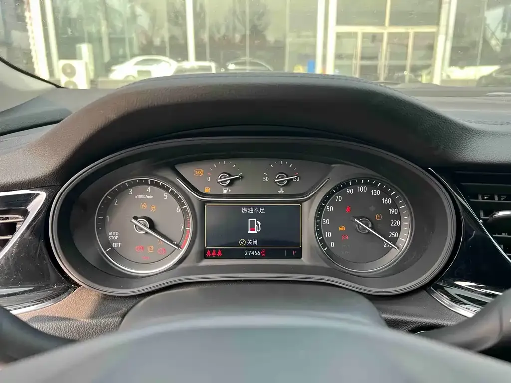 Buick Regal — фото 7